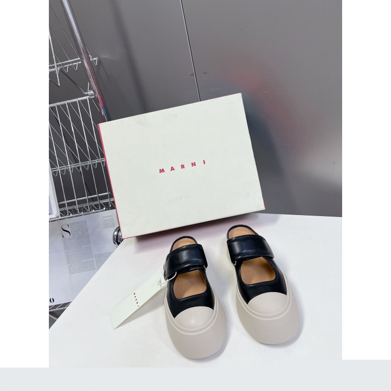 Other Slippers